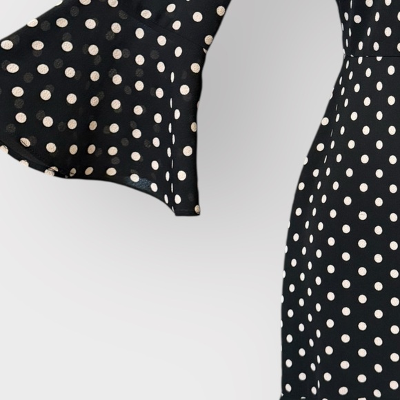 Topshop Black & White Polkadot, Off The Shoulder, Ruffle, Flare Sleeve Dress - Picture 4 of 6